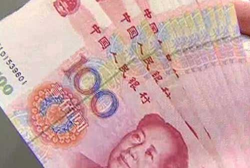 昆明搬家最新消息稱10萬元現(xiàn)金支票藏畫冊里被搬家公司扔進垃圾山.jpg 昆明搬家最新消息稱10萬元現(xiàn)金支票藏畫冊里被搬家公司扔進垃圾山.jpg