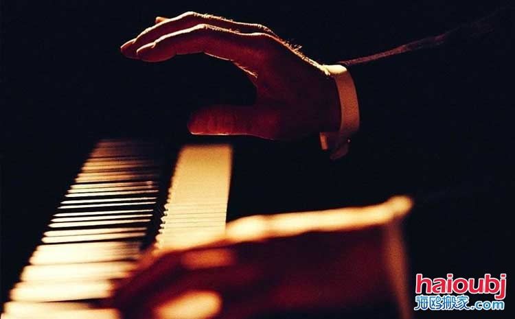 昆明靠譜的鋼琴搬運,韓國鋼琴搬家,昆明搬運鋼琴哪家技術好.jpg 昆明靠譜的鋼琴搬運,韓國鋼琴搬家,昆明搬運鋼琴哪家技術好.jpg